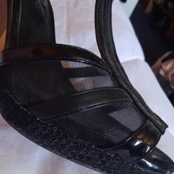 Shoes of Prey Deluxe Custom sequins zipper T-bar sexy black heels - Picture 7 of 7